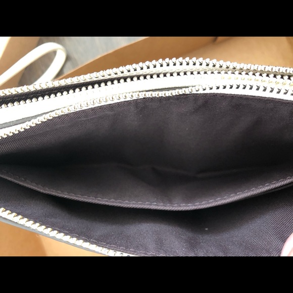 Coach Wristlet Wallet Purse - Picture 8 of 10